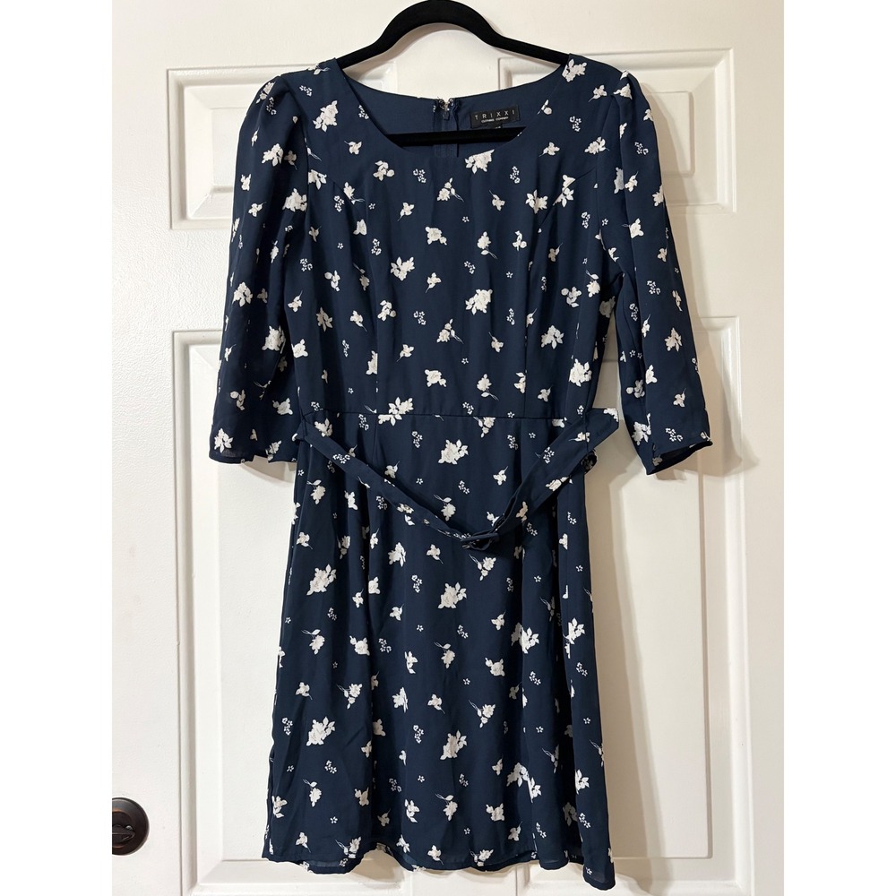 Trixxi | Floral 3/4 Sleeve Belted Dress | L || Navy Blue|